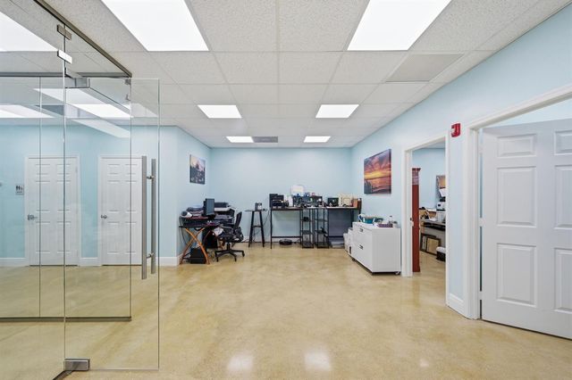7301 Wiles Road 202, Coral Springs, FL 33067