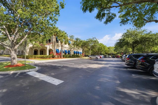 7301 Wiles Road 202, Coral Springs, FL 33067