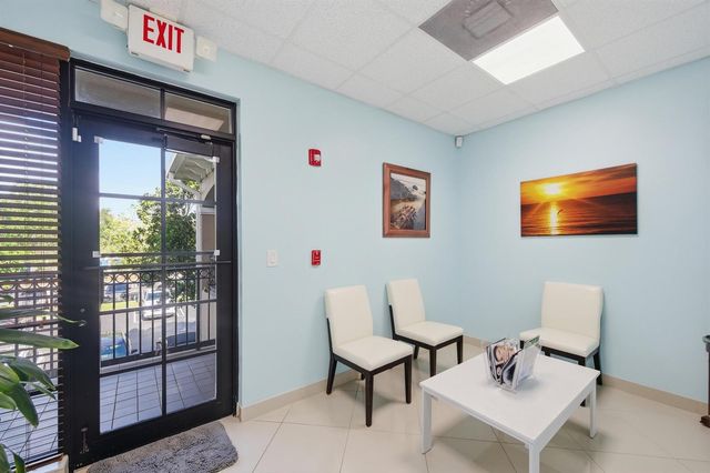 7301 Wiles Road 202, Coral Springs, FL 33067