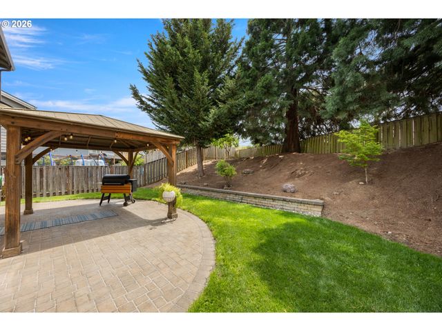 16559 Se WINDSWEPT WATERS Dr, Damascus, OR 97089