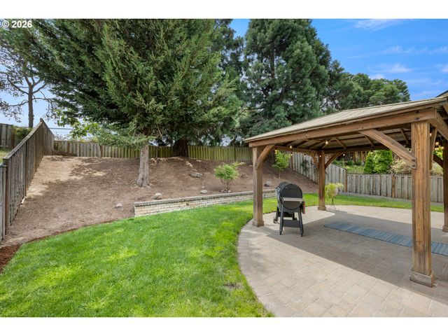 16559 Se WINDSWEPT WATERS Dr, Damascus, OR 97089