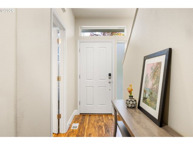 16559 Se WINDSWEPT WATERS Dr, Damascus, OR 97089