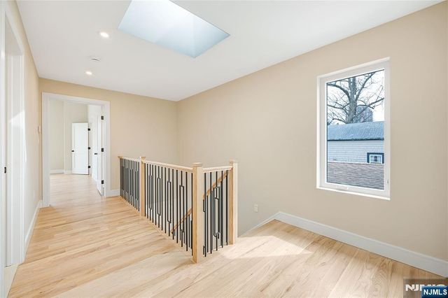 428 Lafayette Avenue, Cliffside Park, NJ 07010