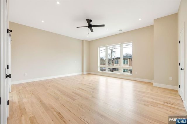 428 Lafayette Avenue, Cliffside Park, NJ 07010
