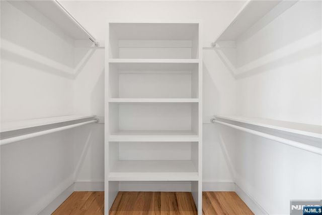 428 Lafayette Avenue, Cliffside Park, NJ 07010
