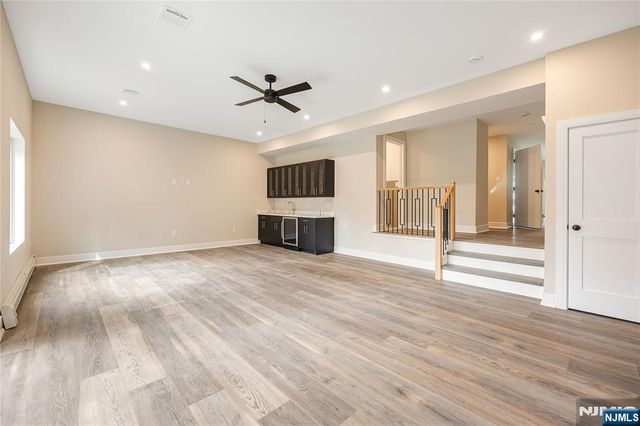 428 Lafayette Avenue, Cliffside Park, NJ 07010