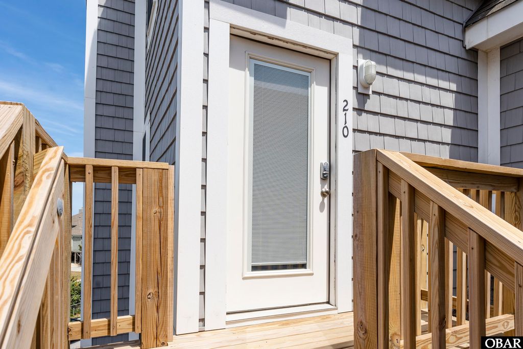 Image 2 of property listing at 1245 Duck Rd # 210, Duck, NC 27949