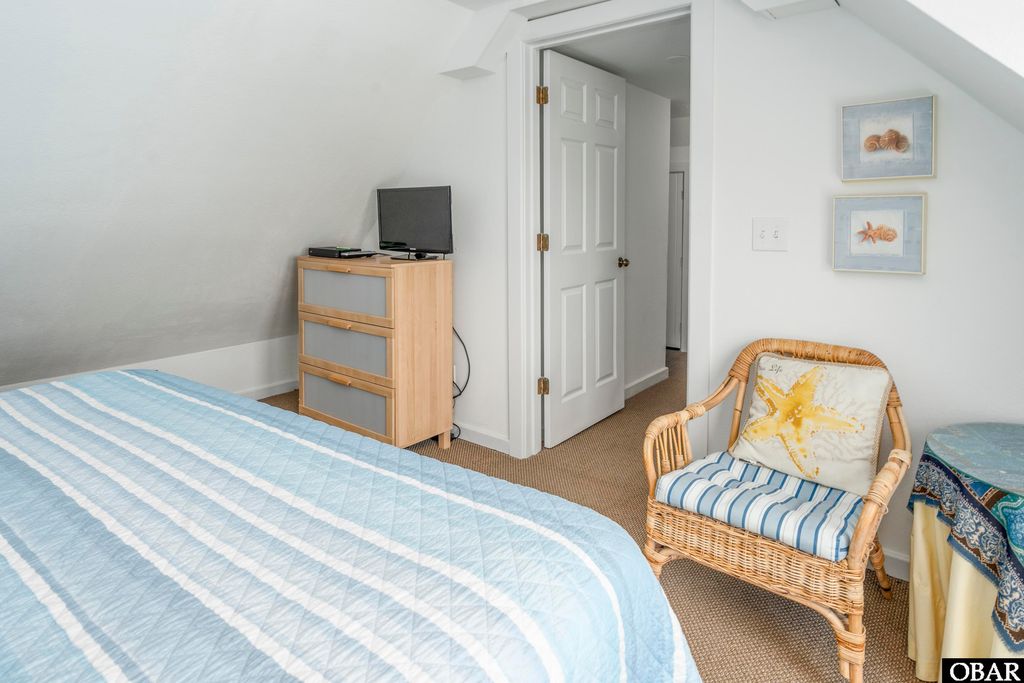 Image 18 of property listing at 1245 Duck Rd # 210, Duck, NC 27949