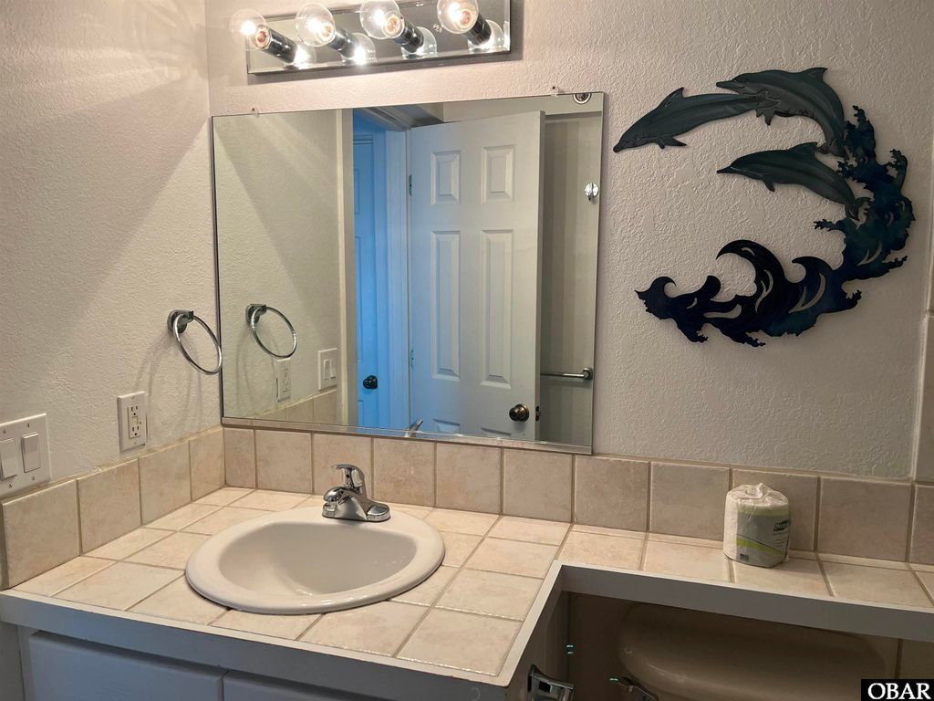 Image 28 of property listing at 1245 Duck Rd # 210, Duck, NC 27949