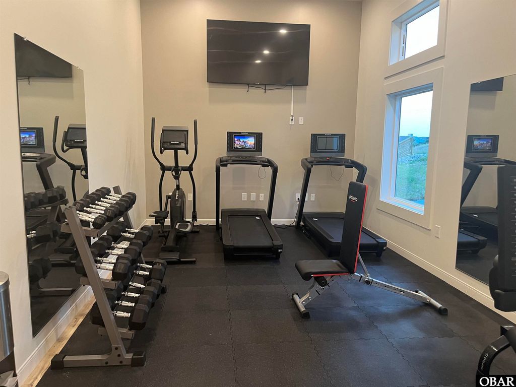 Image 37 of property listing at 1245 Duck Rd # 210, Duck, NC 27949