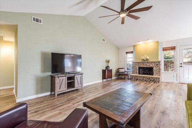 11322 Bristle Oak TRL, Austin, TX 78750