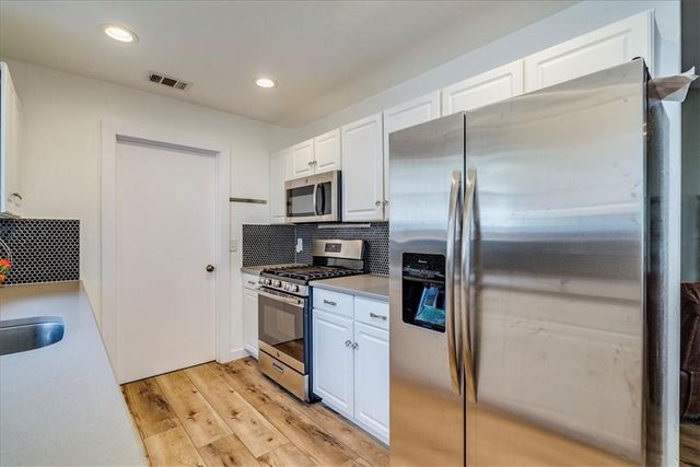 11322 Bristle Oak TRL, Austin, TX 78750