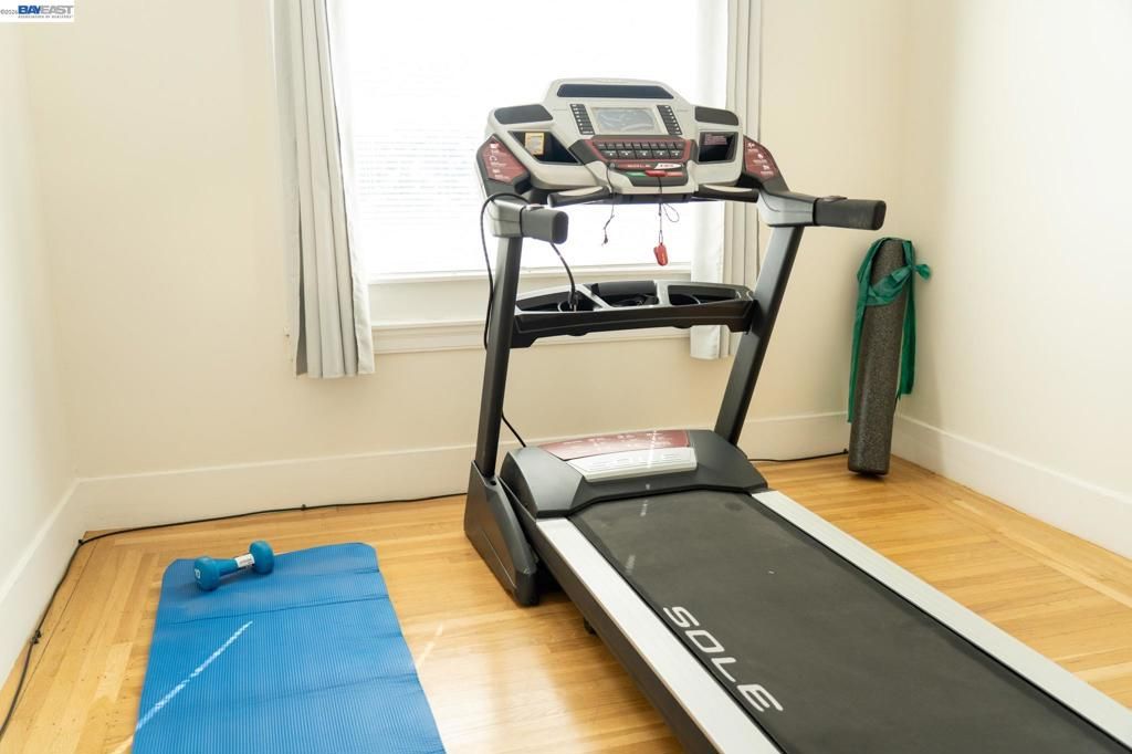 Image 16 of property listing at 2921 2921 Havenscourt Blvd, Oakland, CA 94605