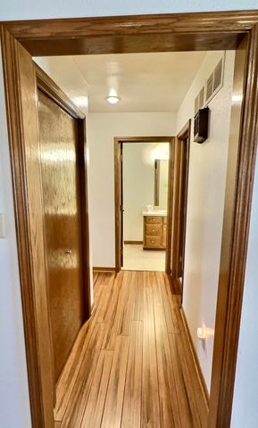 503 S Prewitt Street, Nevada, MO 64772