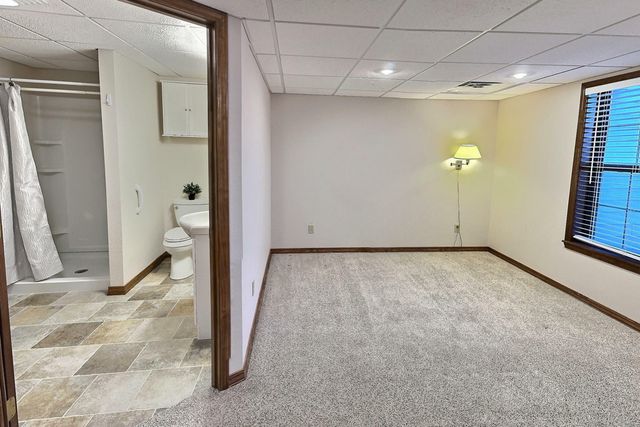 503 S Prewitt Street, Nevada, MO 64772