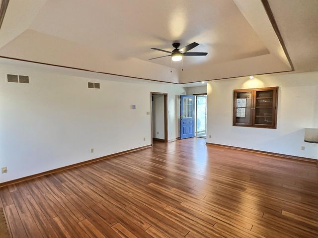 503 S Prewitt Street, Nevada, MO 64772