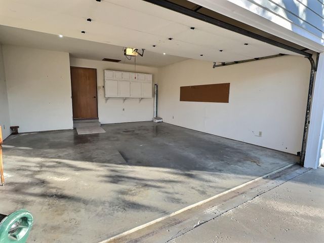 503 S Prewitt Street, Nevada, MO 64772