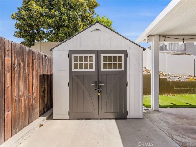 10285 Agate Avenue, Mentone, CA 92359