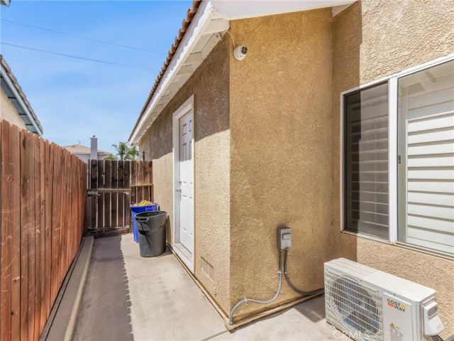 10285 Agate Avenue, Mentone, CA 92359