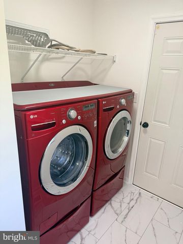 9383 PETERSBURG LN, Orange, VA 22960