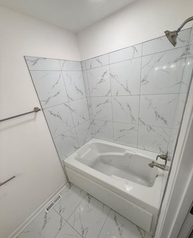 9383 PETERSBURG LN, Orange, VA 22960
