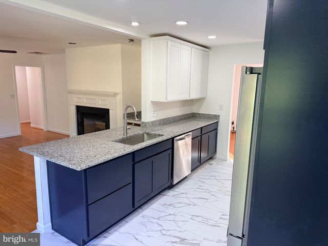 9383 PETERSBURG LN, Orange, VA 22960