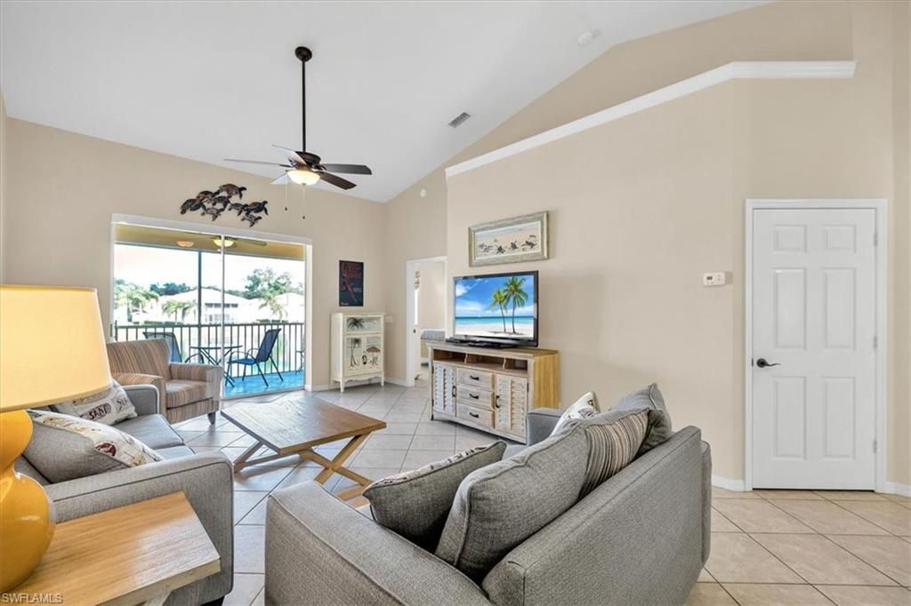 250 Robin Hood CIR 202, NAPLES, FL 34104 — photo 2