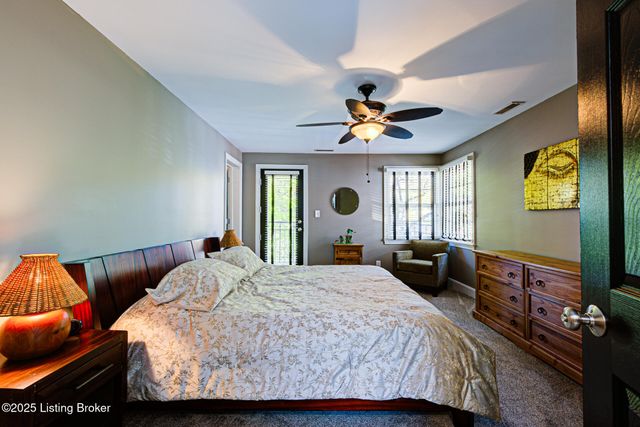 4012 Saint Ives Ct, Norbourne Estates, KY 40207