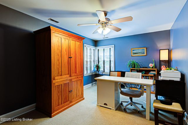 4012 Saint Ives Ct, Norbourne Estates, KY 40207