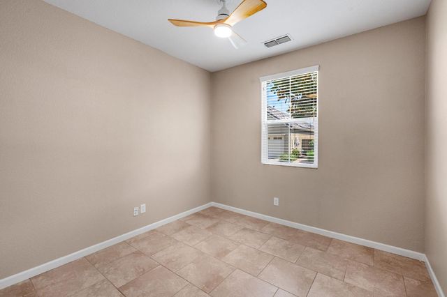 7472 Chatterton Way, Sacramento, CA 95829