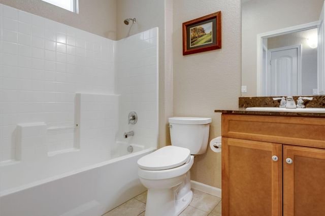 7472 Chatterton Way, Sacramento, CA 95829