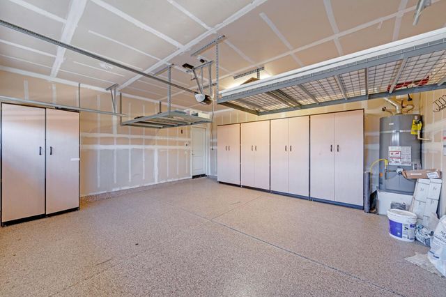 7472 Chatterton Way, Sacramento, CA 95829