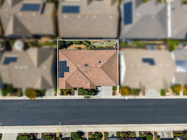 7472 Chatterton Way, Sacramento, CA 95829
