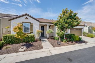 7472 Chatterton Way, Sacramento, CA 95829