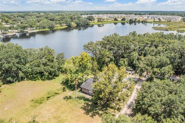 154 KNIGHT STREET, Mascotte, FL 34753