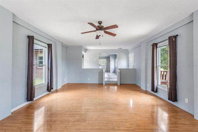 154 KNIGHT STREET, Mascotte, FL 34753