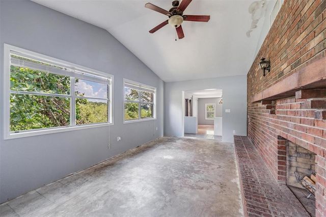 154 KNIGHT STREET, Mascotte, FL 34753