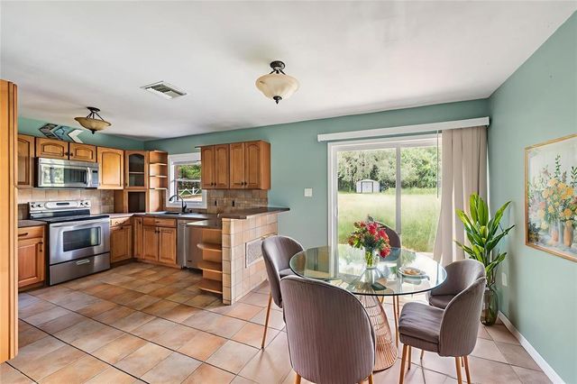 154 KNIGHT STREET, Mascotte, FL 34753