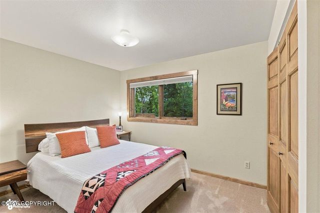 9609 Krishka Circle, Eagle River, AK 99577