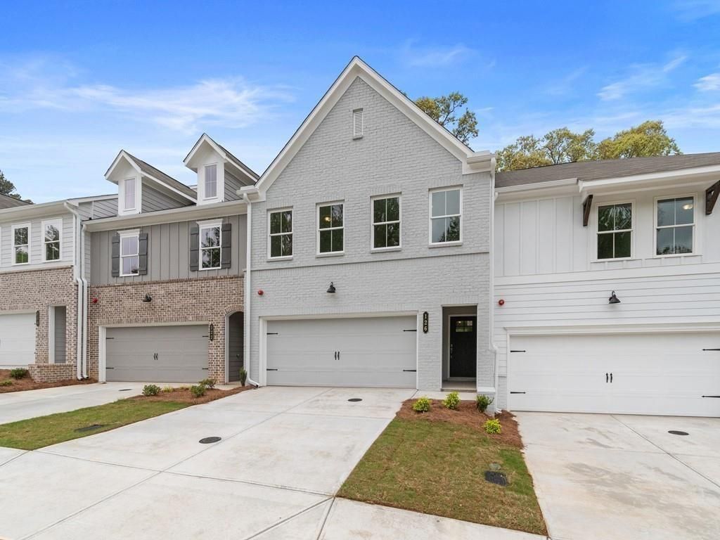 903 Agate Lane, Lawrenceville, GA 30043