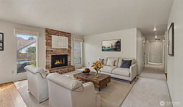 10303 SE 210th Place, Kent, WA 98031