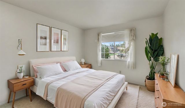 10303 SE 210th Place, Kent, WA 98031