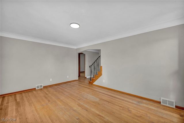 6704 Charles Avenue, Parma, OH 44129