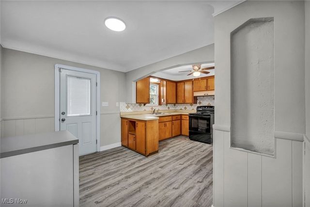 6704 Charles Avenue, Parma, OH 44129