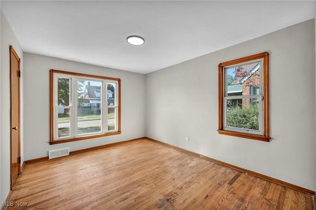 6704 Charles Avenue, Parma, OH 44129