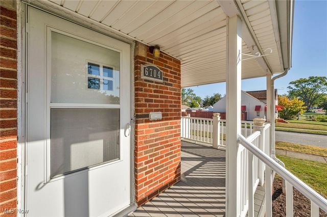 6704 Charles Avenue, Parma, OH 44129