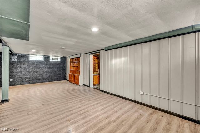 6704 Charles Avenue, Parma, OH 44129