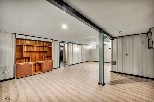 6704 Charles Avenue, Parma, OH 44129