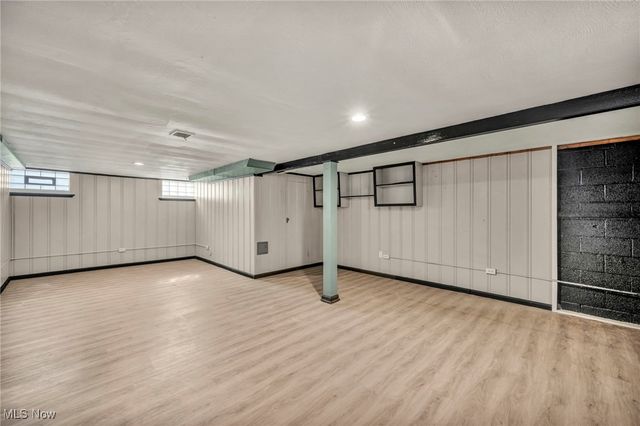 6704 Charles Avenue, Parma, OH 44129