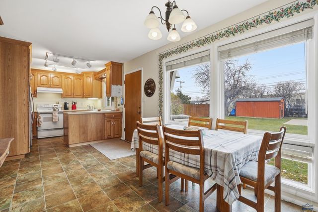 407 E COLLEGE AVE, Rapid City, SD 57701